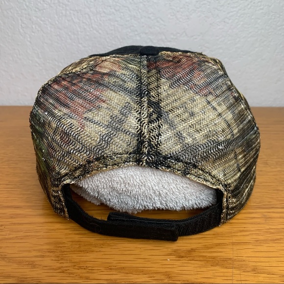 John Deere Distressed Camo Trucker Hat - Picture 3 of 5